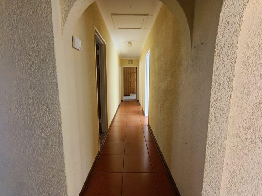 5 Bedroom Property for Sale in Universitas Ridge Free State